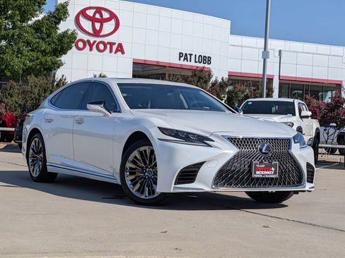 Used 2020 Lexus LS 500 w/ Interior Upgrade Package RWD image 2