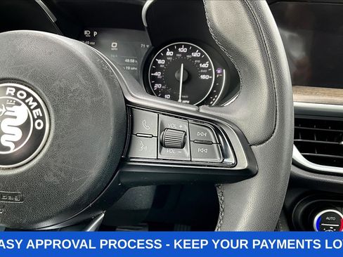 Used 2020 Alfa Romeo Stelvio Ti AWD/4WD image 16