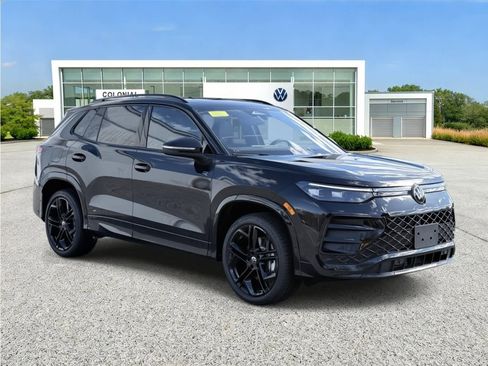 New 2026 Volkswagen Tiguan SE R-Line AWD/4WD image 7