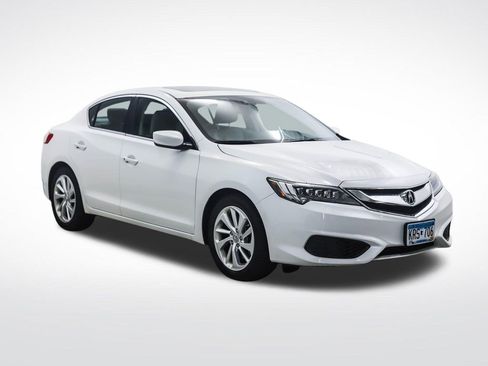Used 2017 Acura ILX FWD image 7