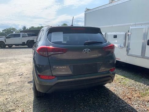 Used 2017 Hyundai Tucson SE w/ SE Popular Package 02 AWD/4WD image 6