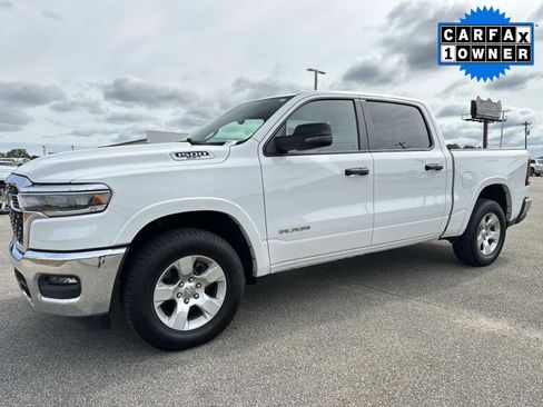 Used 2025 RAM 1500 Big Horn AWD/4WD image 8