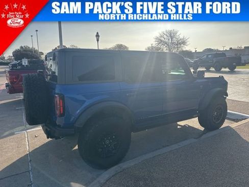 Used 2021 Ford Bronco First Edition image 3