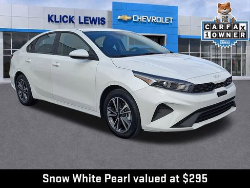 Used 2024 Kia Forte LXS image 1