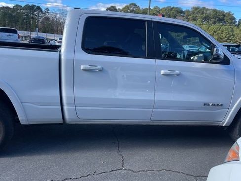 Used 2025 RAM 1500 Laramie image 10