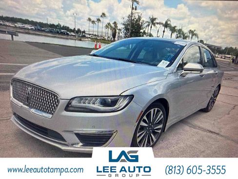 Used 2019 Lincoln MKZ Reserve FWD image 1