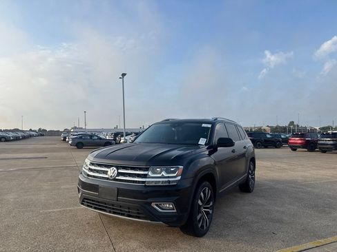 Used 2019 Volkswagen Atlas SEL Premium AWD/4WD image 8