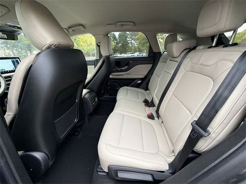 New 2026 Lincoln Corsair Premiere image 23