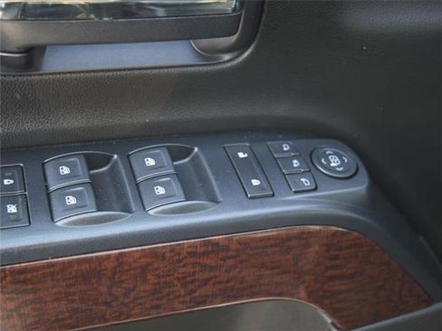 Used 2018 GMC Sierra 1500 SLT image 24