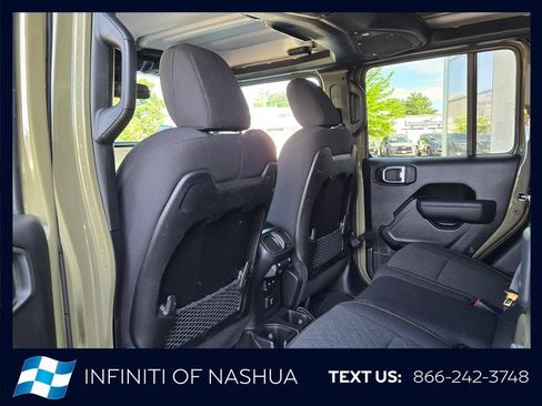 Used 2026 Jeep Gladiator Mojave AWD/4WD image 16