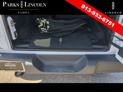 Used 2024 Jeep Wrangler Sport S image 8