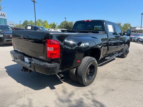 Used 2012 GMC Sierra 3500 SLE w/ SLE Preferred Package AWD/4WD image 10