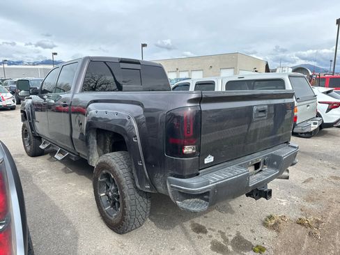 Used 2015 GMC Sierra 2500 Denali w/ Duramax Plus Package image 5