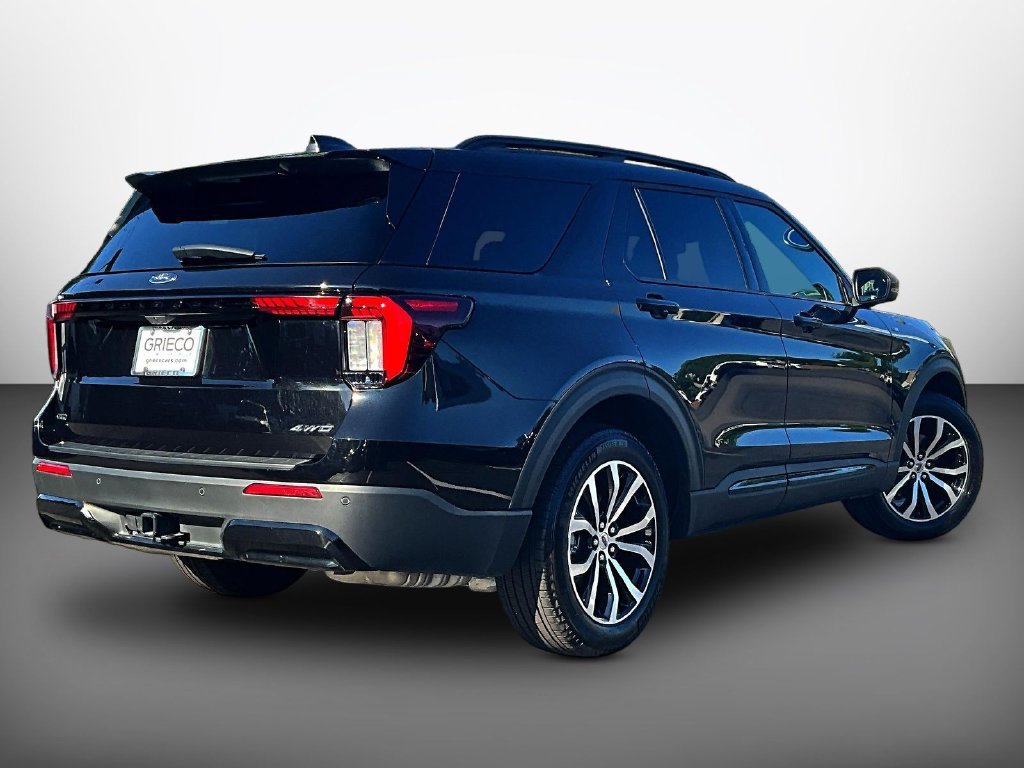 Used 2026 Ford Explorer ST-Line AWD/4WD image 7