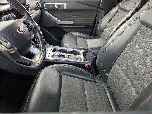 Used 2022 Ford Explorer Timberline image 7