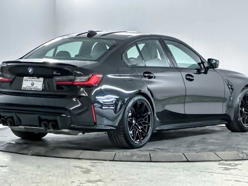 Used 2021 BMW M3 Competition w/ Executive Package image 2