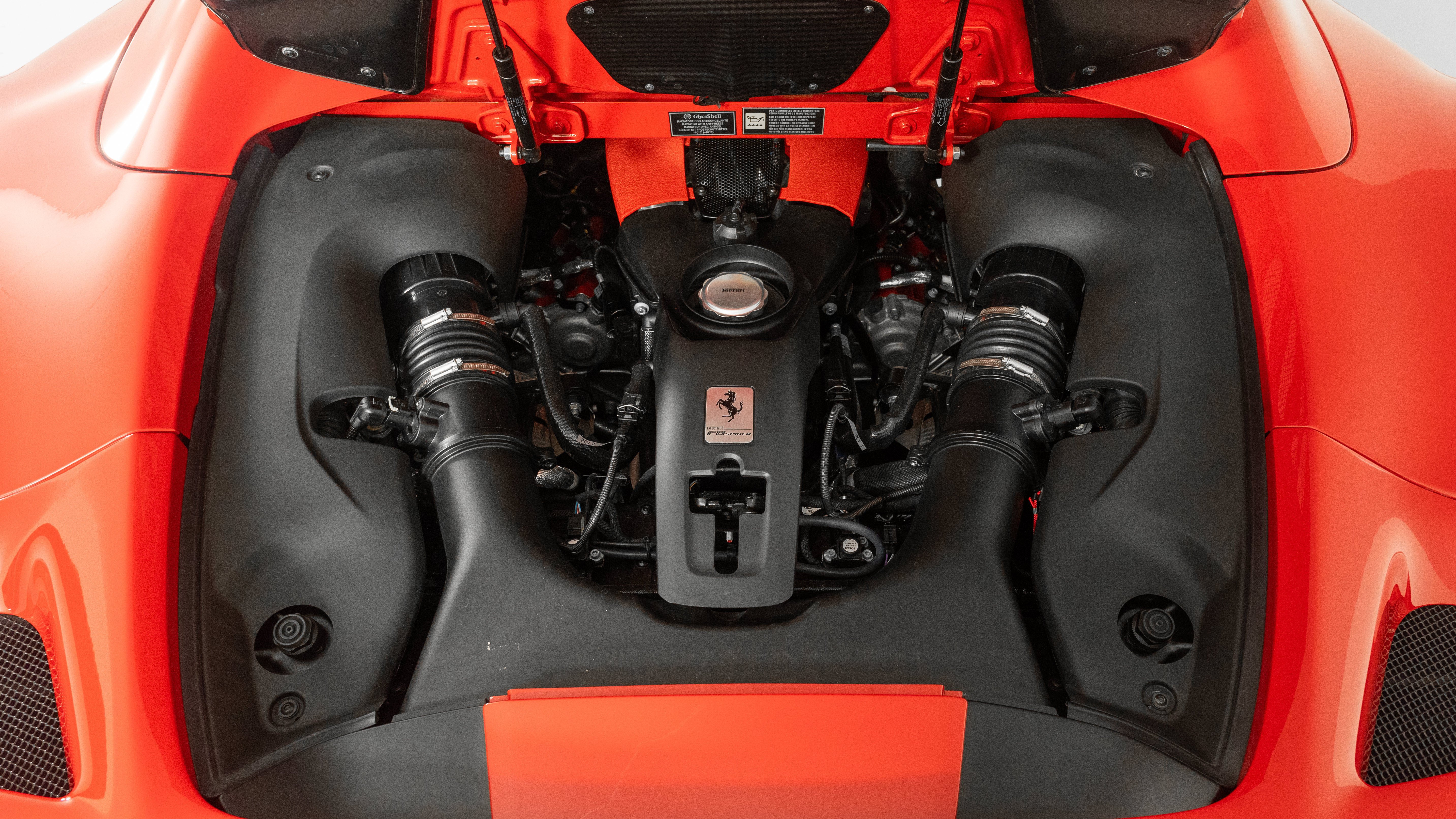Certified 2021 Ferrari F8 Tributo RWD image 44