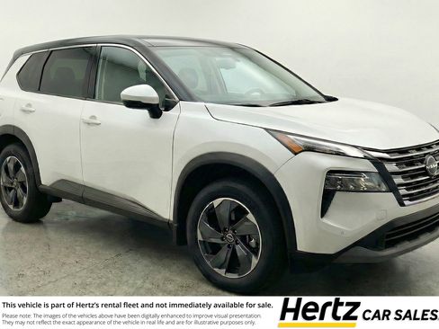 Used 2025 Nissan Rogue SV AWD/4WD image 1