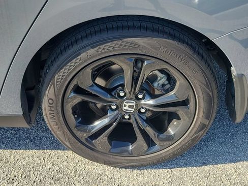 Used 2025 Honda Accord SE image 7