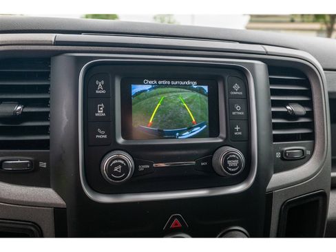 Used 2018 RAM 3500 Tradesman w/ Chrome Appearance Group AWD/4WD image 17