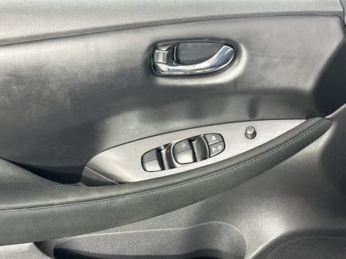 Used 2025 Nissan Leaf S FWD image 20