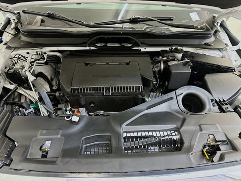 Used 2025 Honda Pilot EX-L image 36
