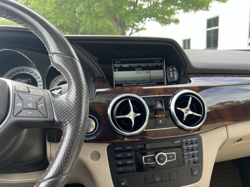 Used 2015 Mercedes-Benz GLK 250 BlueTEC 4MATIC image 32