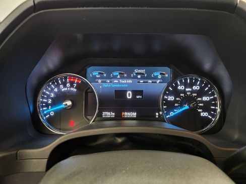 Used 2022 Ford F250 Platinum w/ FX4 Off-Road Package AWD/4WD image 15