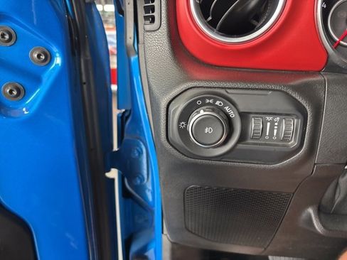 Used 2021 Jeep Wrangler Unlimited Rubicon image 20