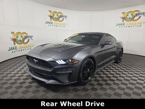 Used 2020 Ford Mustang Coupe RWD image 3