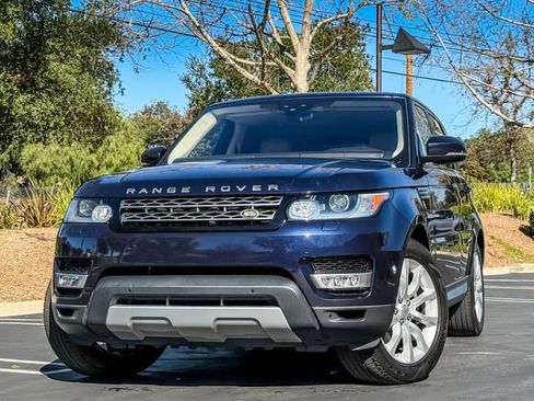 Used 2017 Land Rover Range Rover Sport HSE image 3