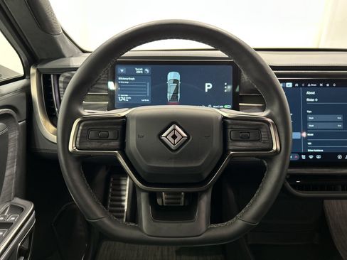 Used 2023 Rivian R1S Adventure AWD/4WD image 28