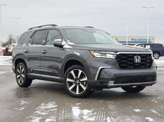 Used 2025 Honda Pilot Elite video 2