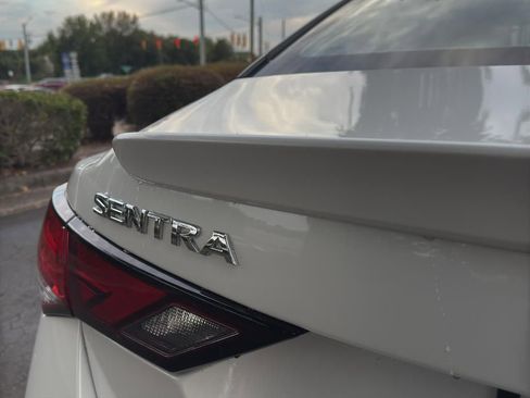 New 2025 Nissan Sentra SR image 14