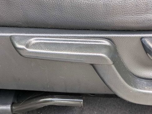 Used 2017 Honda HR-V EX-L image 28