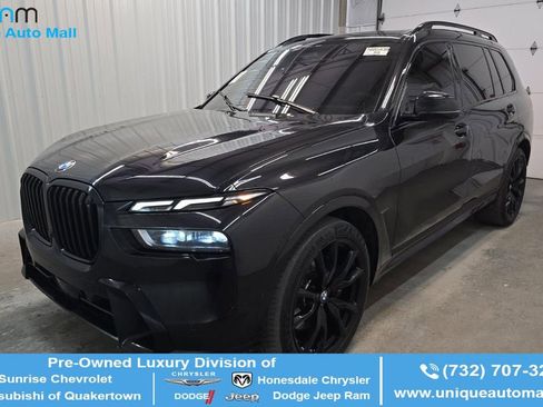 Used 2023 BMW X7 xDrive40i w/ M Sport Package image 1