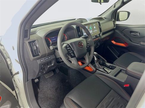 New 2025 Nissan Frontier Pro-X image 7