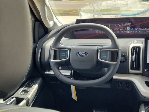 New 2026 Ford Expedition Active RWD image 16