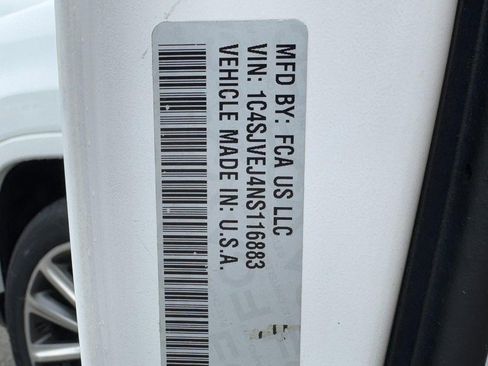 Used 2022 Jeep Grand Wagoneer Series I w/ Flexible Seating Group AWD/4WD image 30