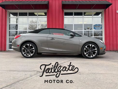 Used 2017 Buick Cascada Premium image 1