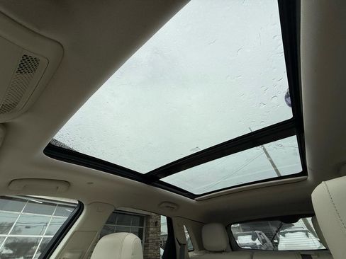 Used 2021 Cadillac XT5 Premium Luxury image 16