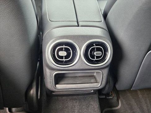 Certified 2026 Mercedes-Benz GLC 300 image 18