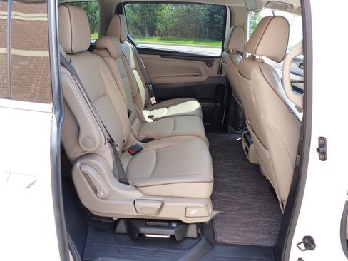 Used 2024 Honda Odyssey Elite image 52