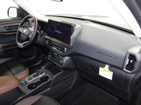 New 2025 Ford Bronco Sport Outer Banks w/ Outer Banks Tech Package+ AWD/4WD image 28