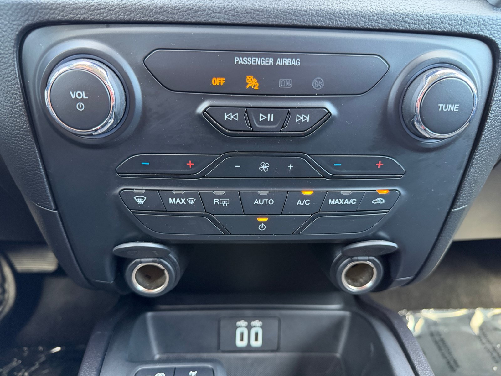 Used 2020 Ford Ranger XLT w/ Equipment Group 301A Mid AWD/4WD image 25