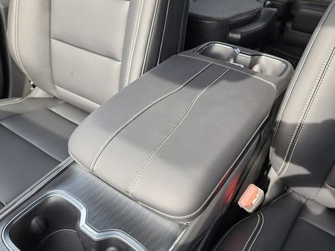 New 2026 GMC Acadia Elevation w/ Black Edition image 32