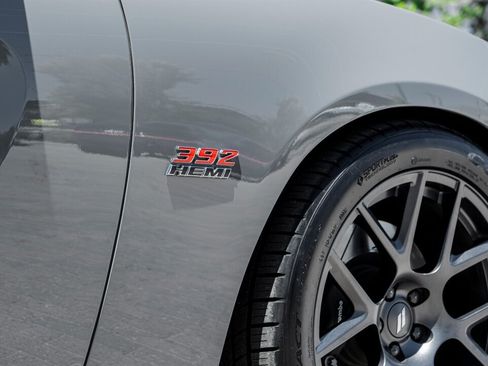 Used 2018 Dodge Charger R/T Scat Pack RWD image 12