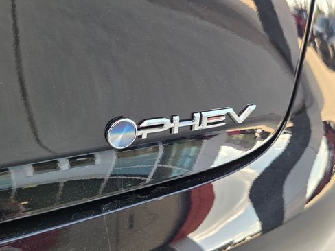 New 2026 Toyota Prius Plug-In Hybrid image 12