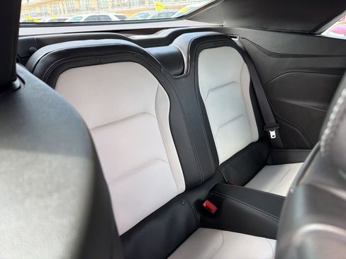 Used 2021 Chevrolet Camaro LT w/ Technology Package RWD image 15