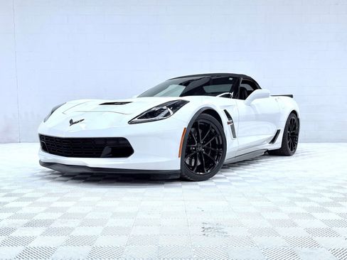 Used 2017 Chevrolet Corvette Grand Sport w/ Carbon Flash Badge Package image 7